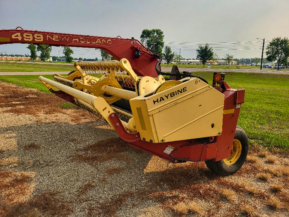 New Holland 499