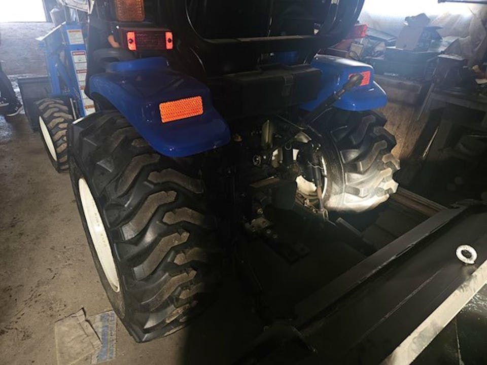New Holland TC29D