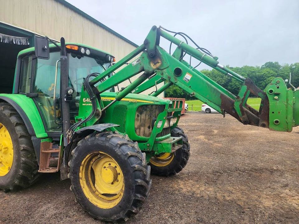 John Deere 6420