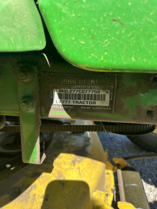 John Deere LX277