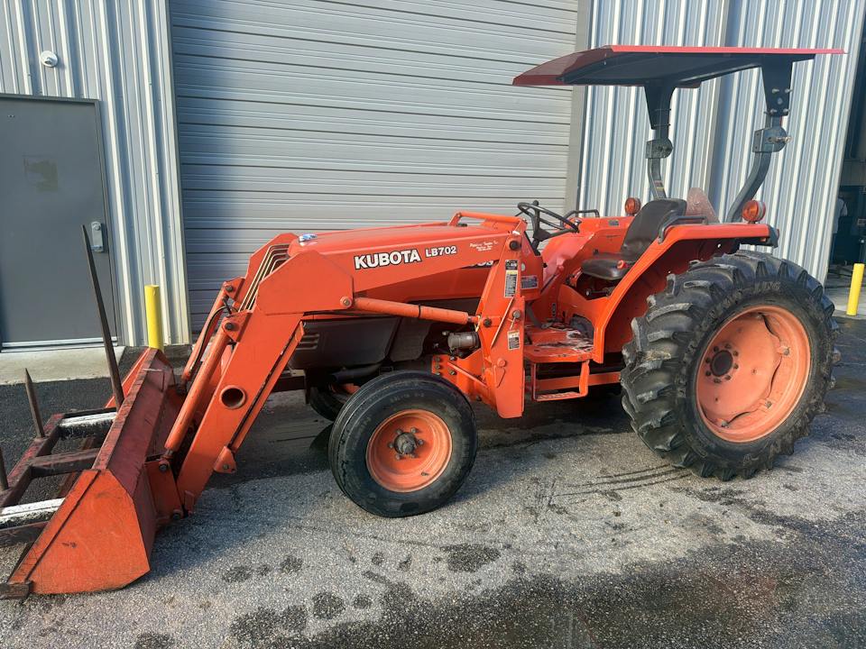 Kubota MX5000