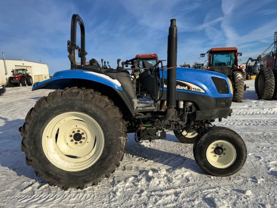 New Holland TS110A