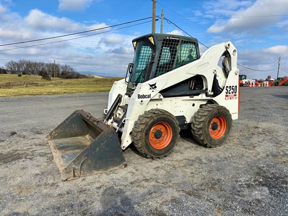 Bobcat S250
