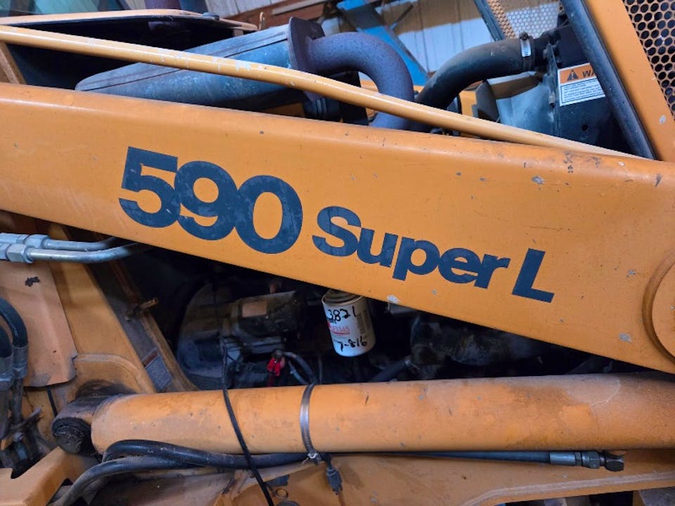 Case 590SL