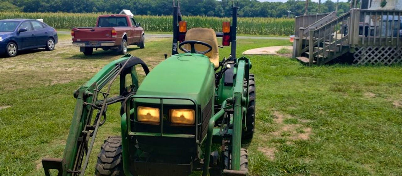 John Deere 4115