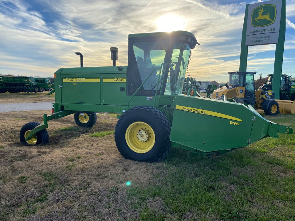 John Deere 4895