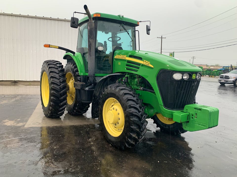 John Deere 7720