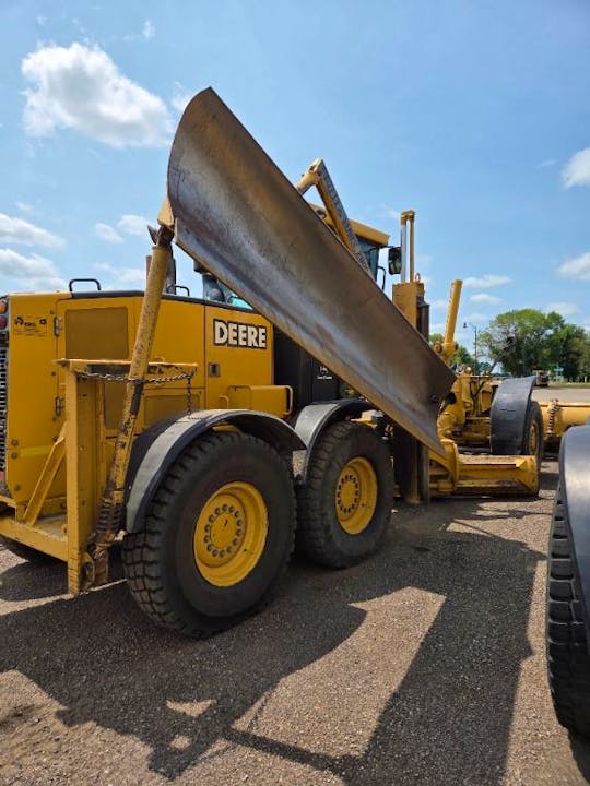 John Deere 772CH