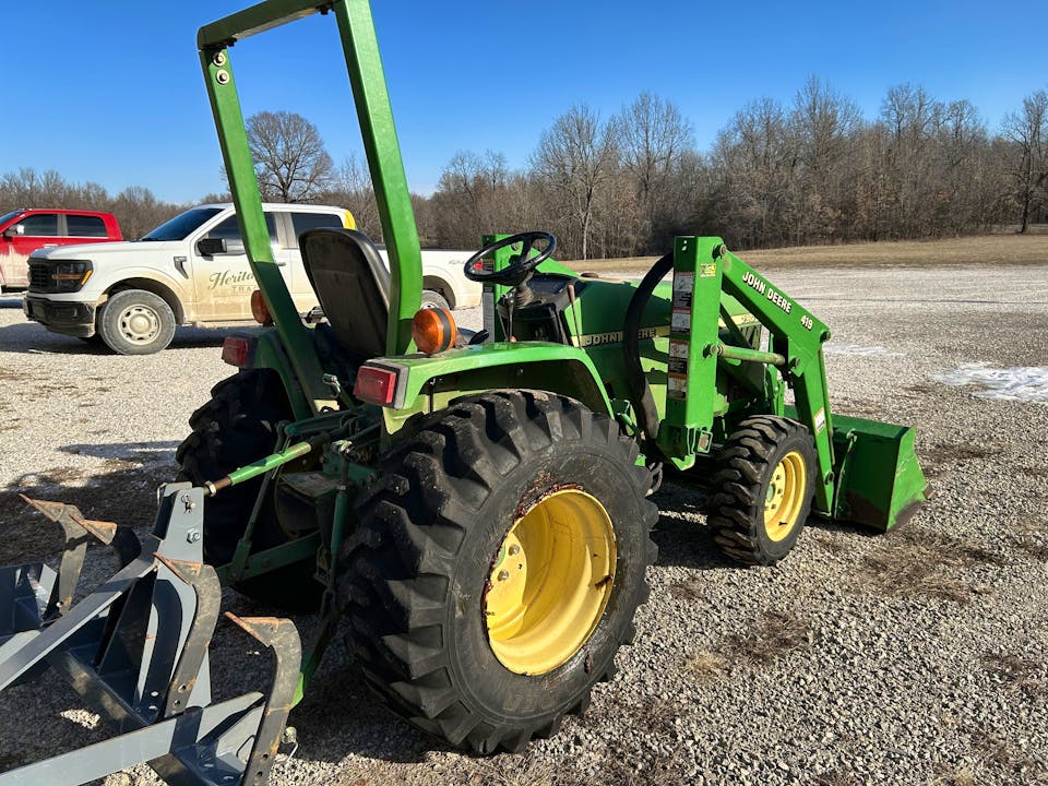 John Deere 790