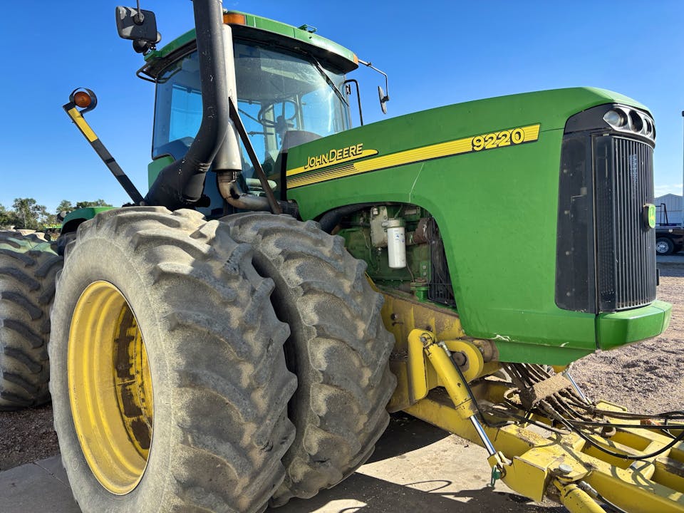 John Deere 9220