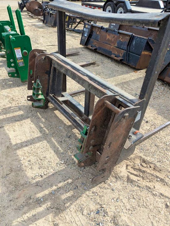 John Deere BSC3324