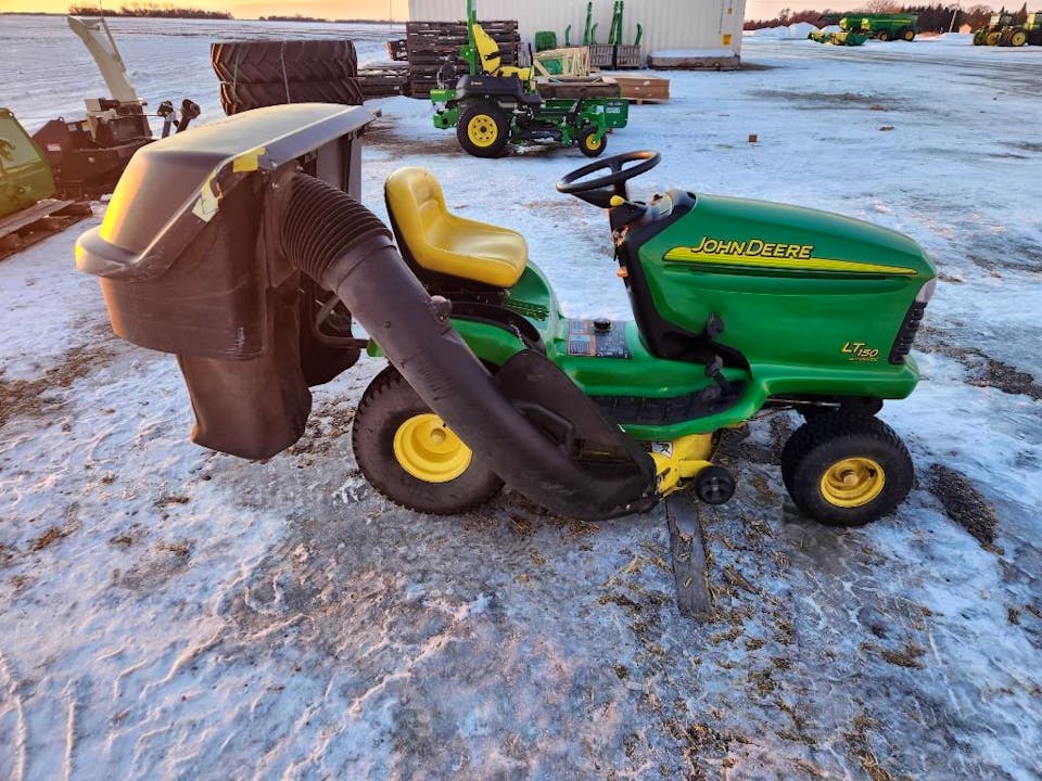 John Deere LT150