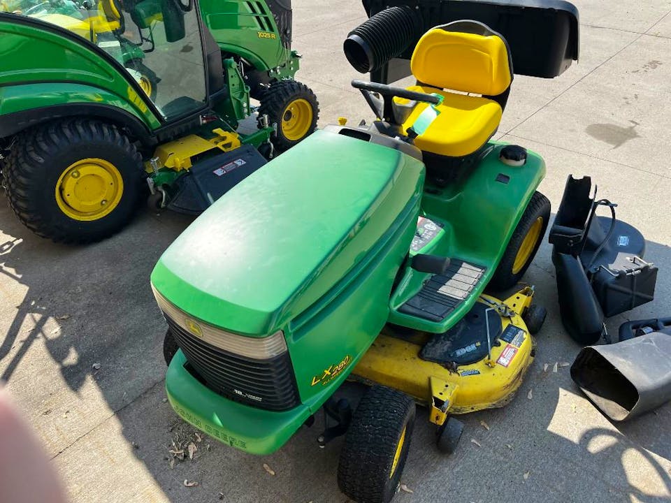 John Deere LX280