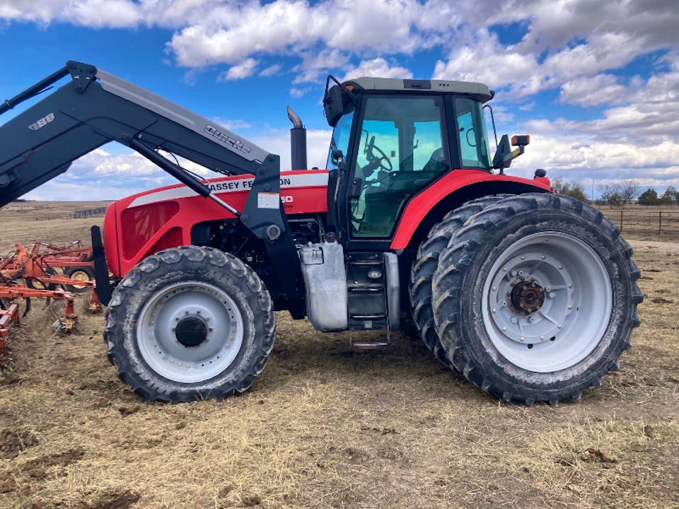 MASSEY FERGUSON 8450 TRACT2
