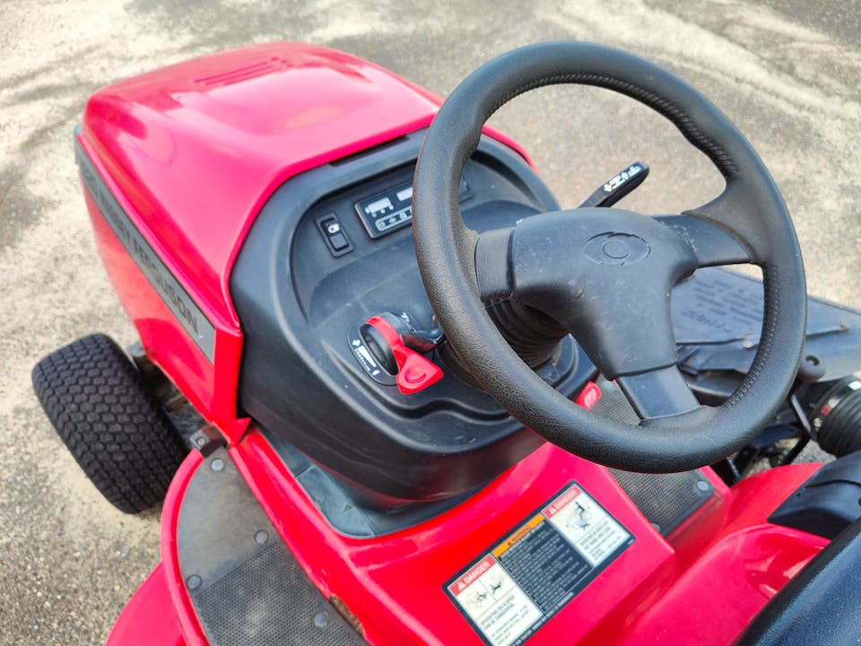Massey Ferguson 2820H