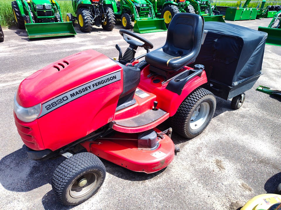 Massey Ferguson 2820H