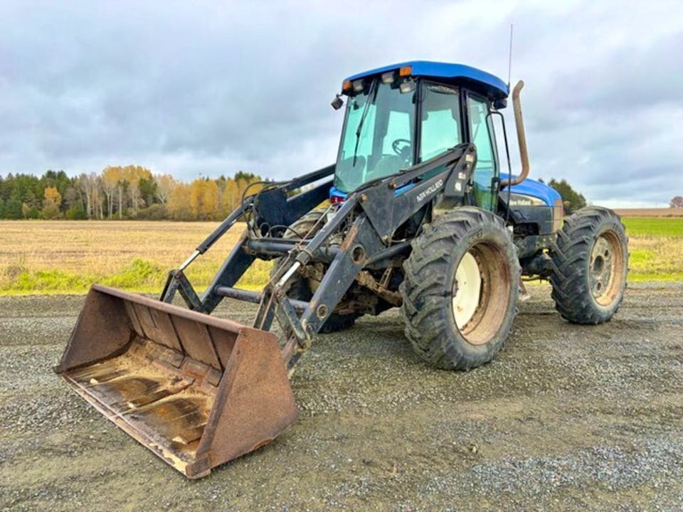 New Holland TV145