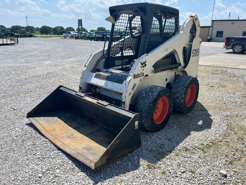 Bobcat S185