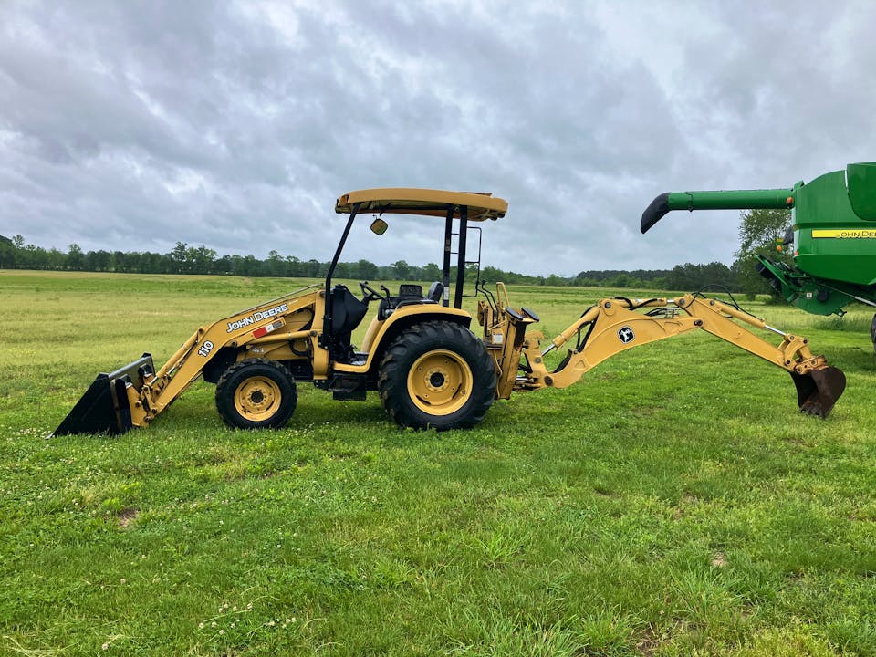 John Deere 110TLB