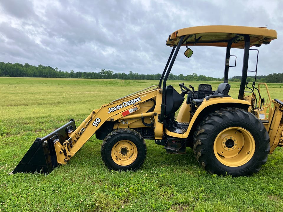 John Deere 110TLB