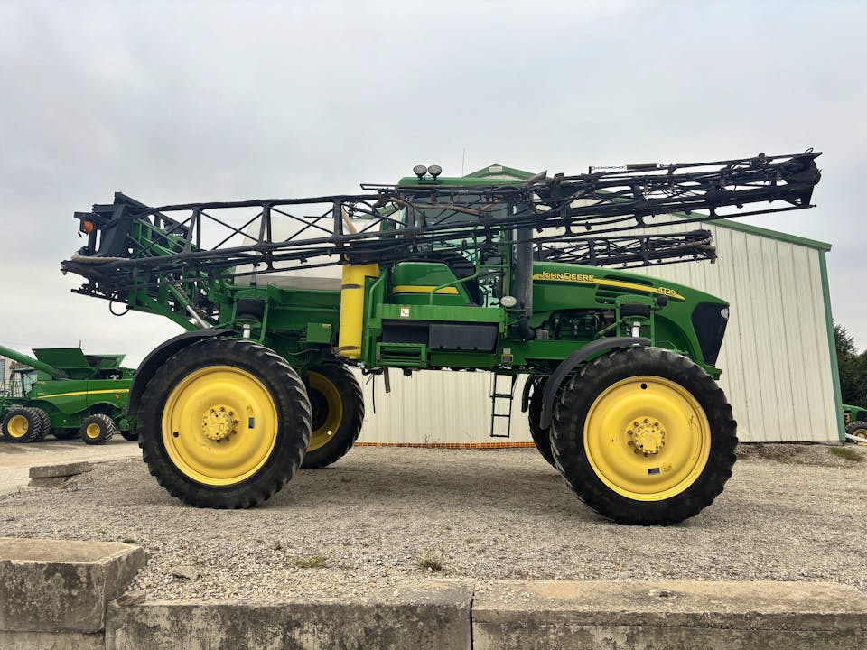 John Deere 4720