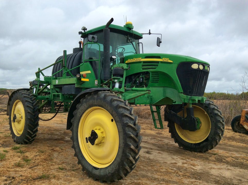 John Deere 4720