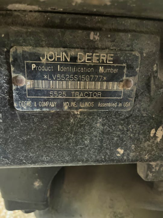 John Deere 5525