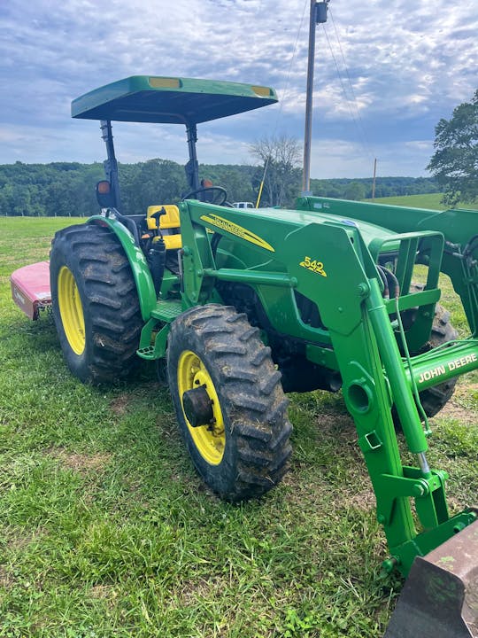 John Deere 5525
