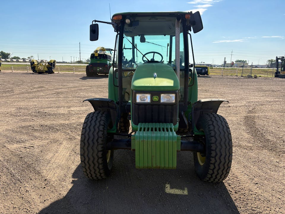 John Deere 5525