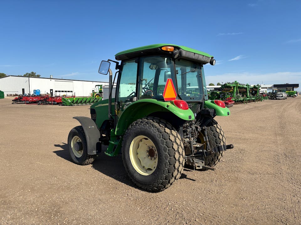 John Deere 5525