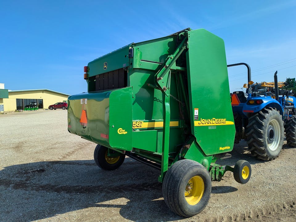 John Deere 567