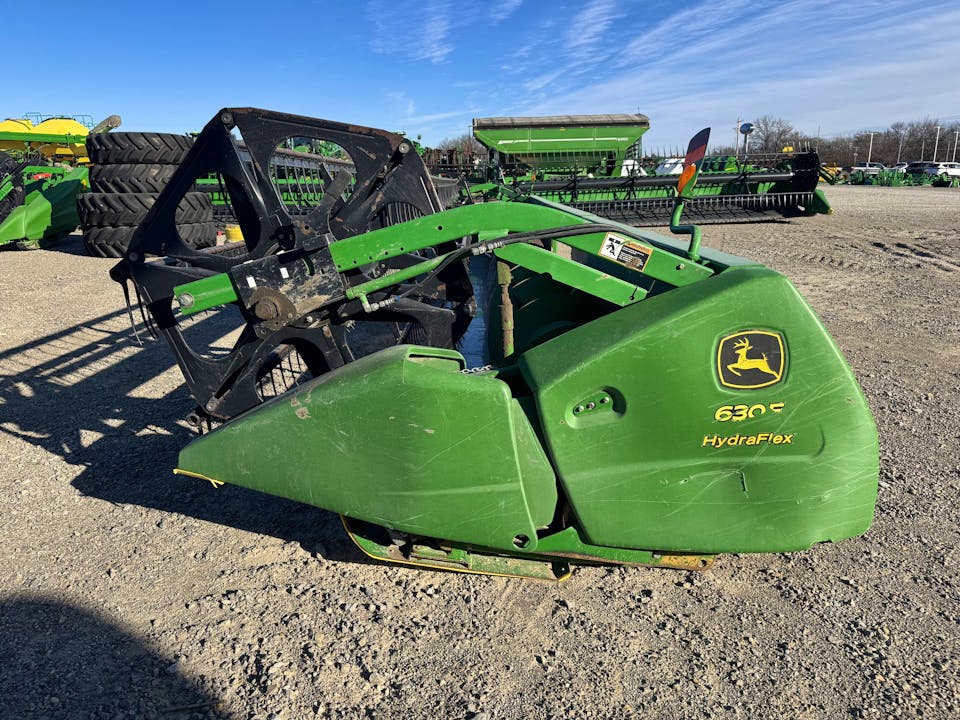 John Deere 630F