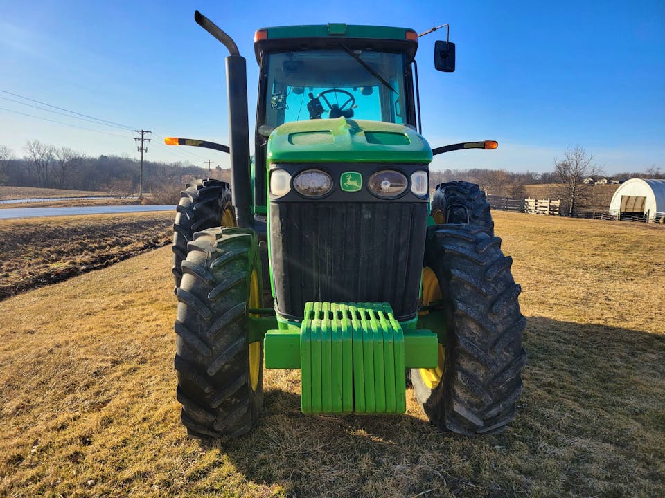 John Deere 7820