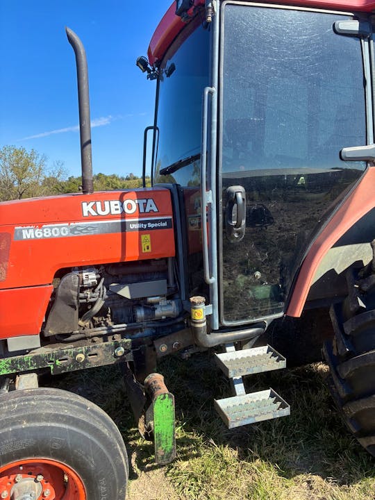 Kubota M6800