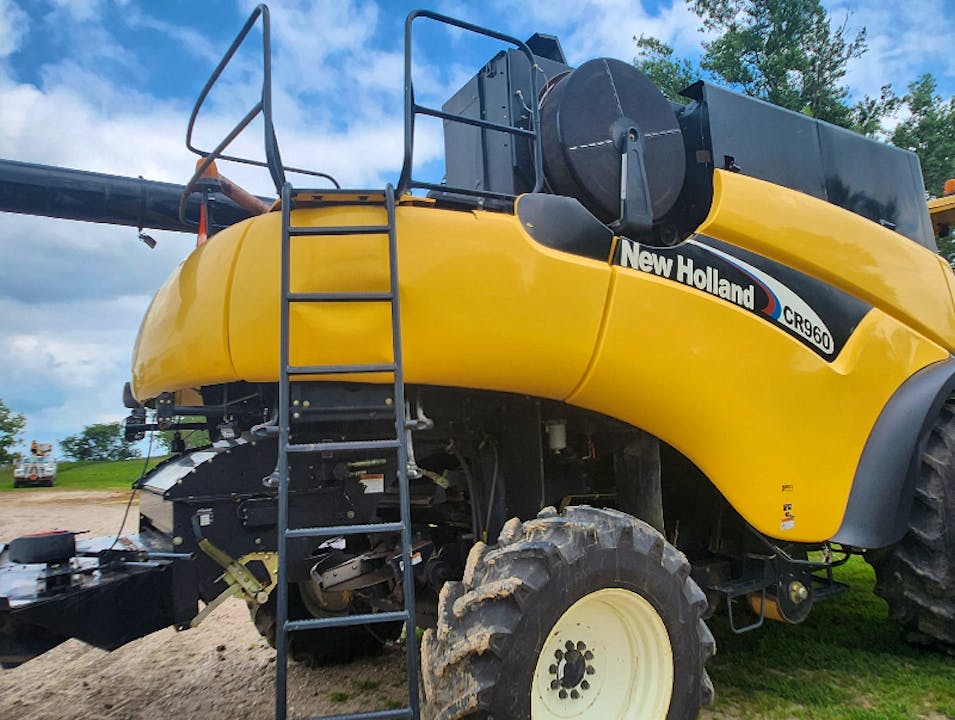New Holland CR960