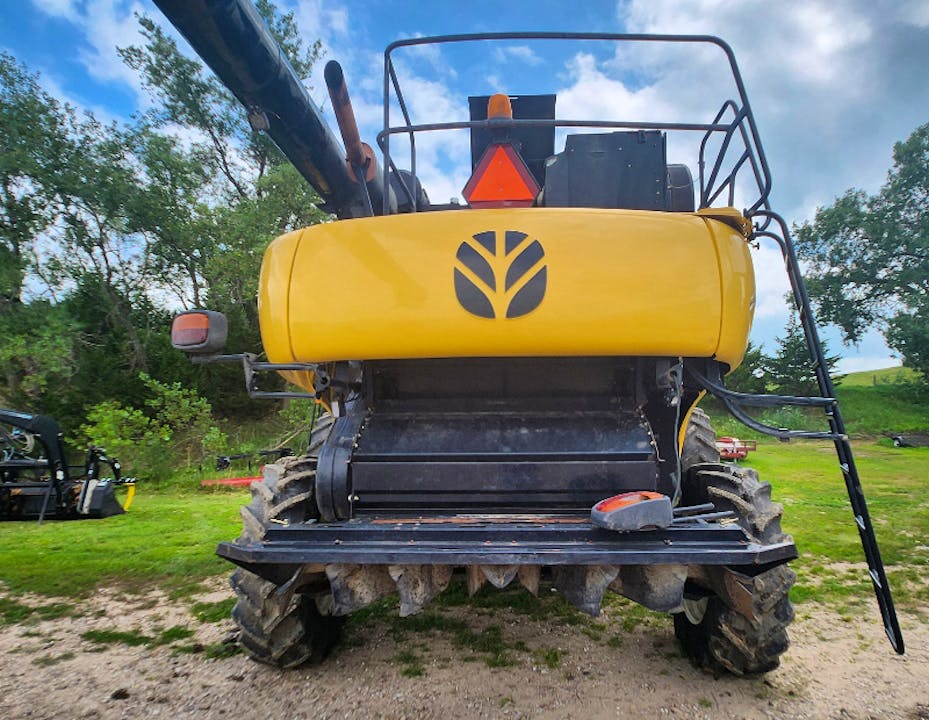 New Holland CR960
