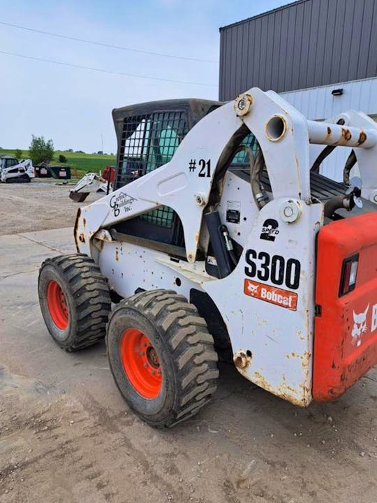Bobcat S300