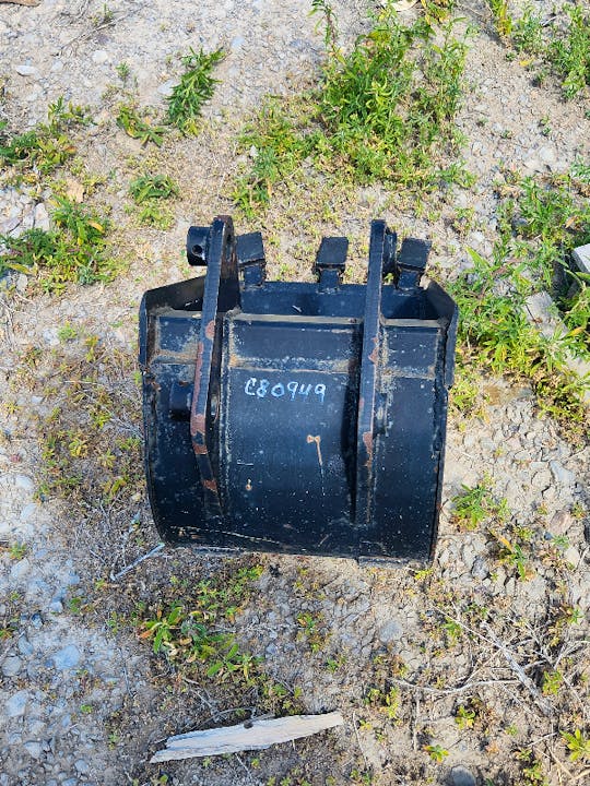 Case 12IN MINI EXCAVATOR