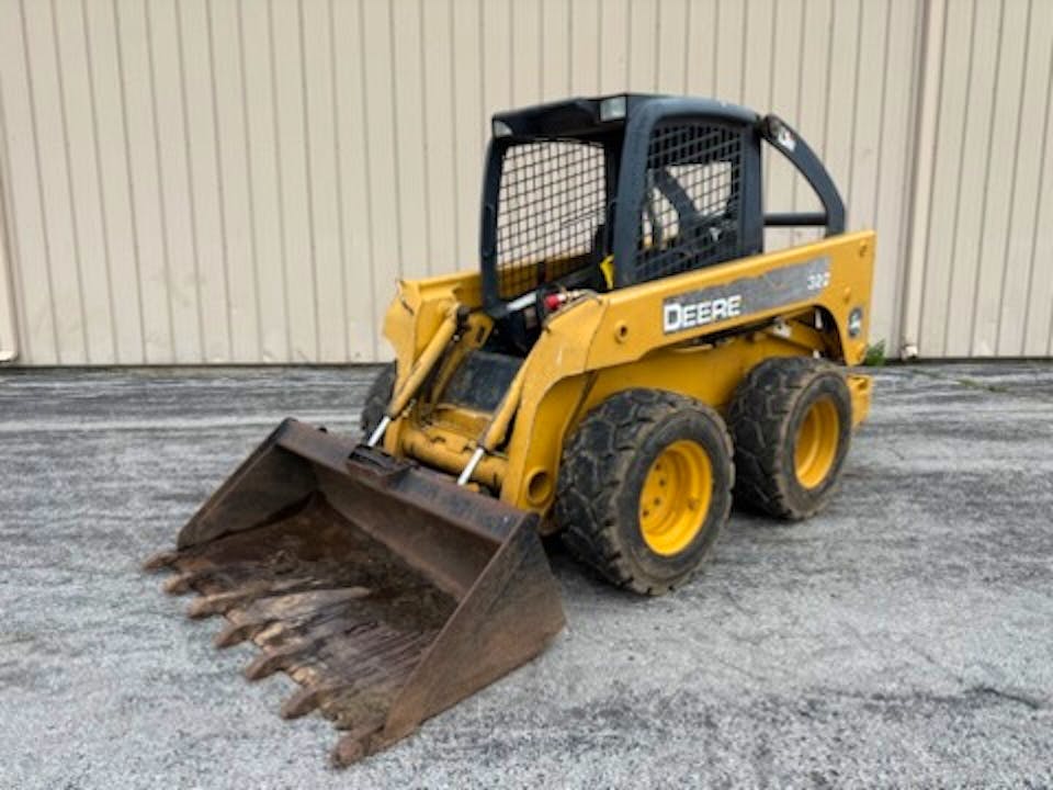 2006-john-deere-320-375115