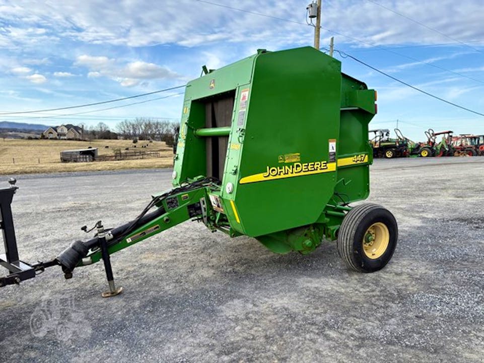 John Deere 447