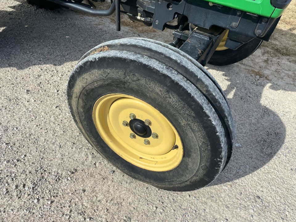 John Deere 5103