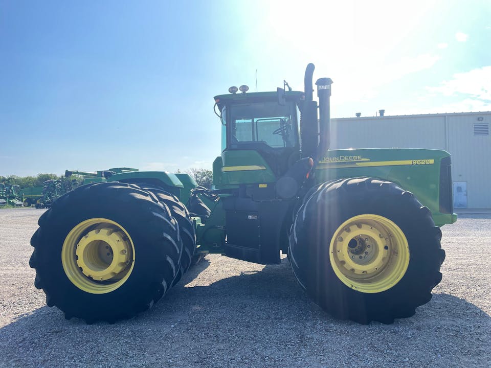 John Deere 9620