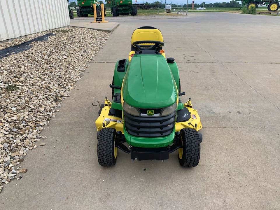John Deere X320