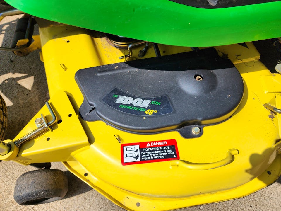 John Deere X320/48"Deck