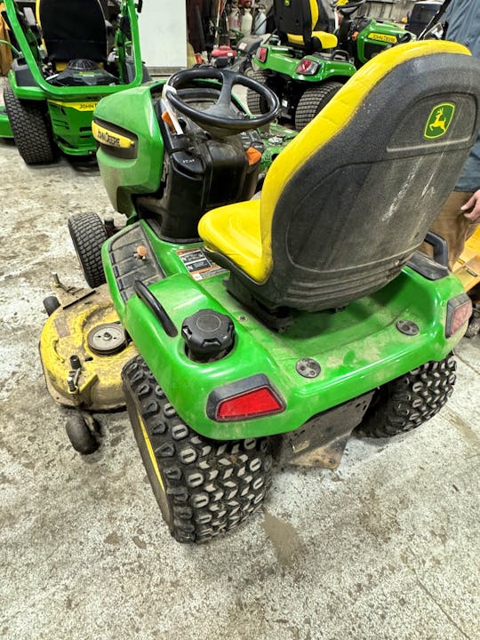 John Deere X540