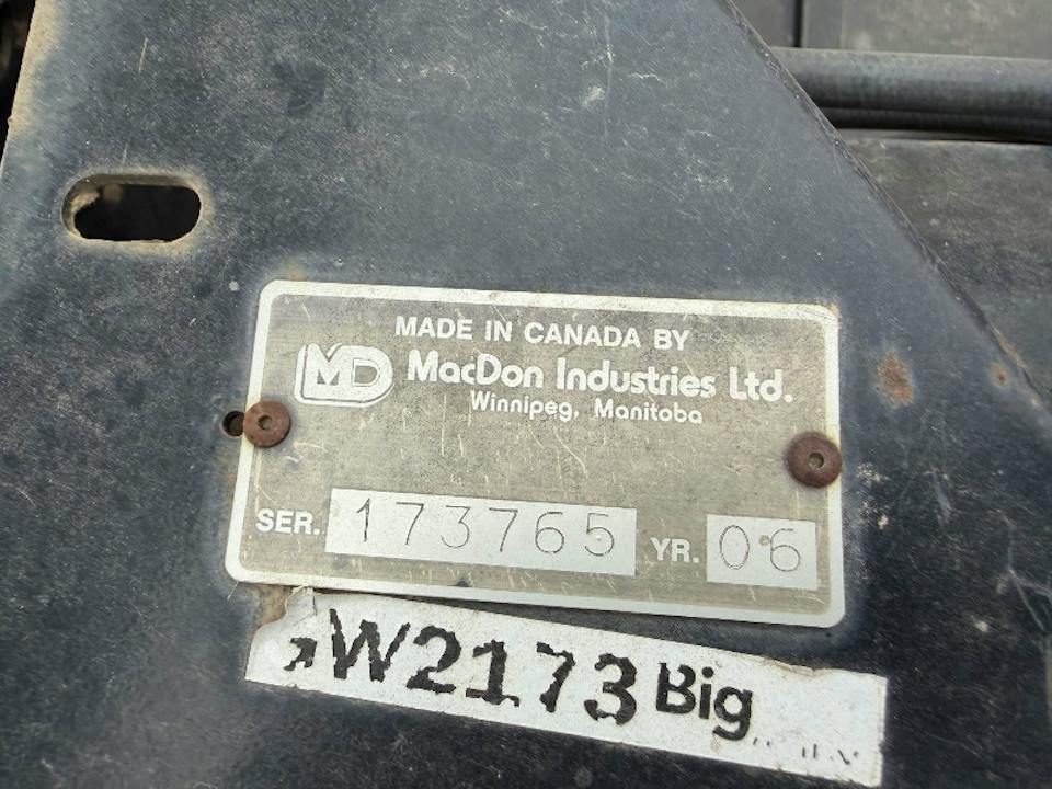 MACDON 974