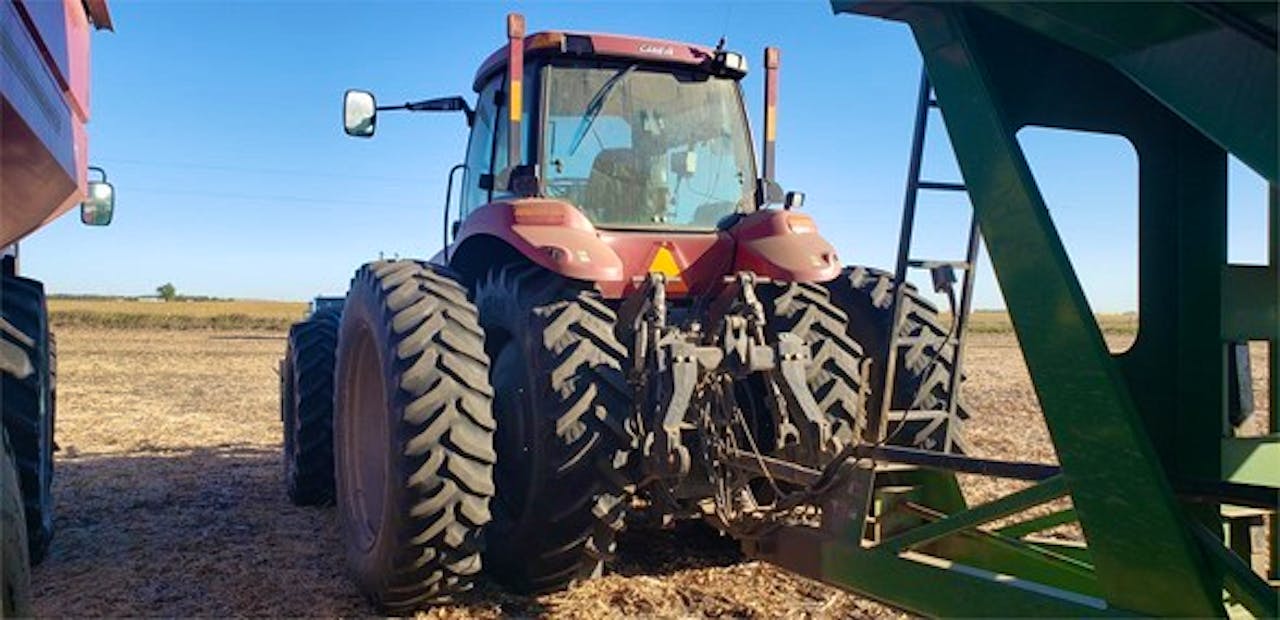 CASE IH MX275