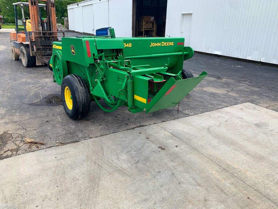 John Deere 348