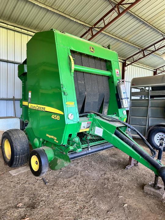 John Deere 458