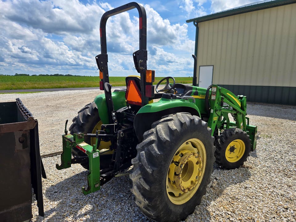 John Deere 4720